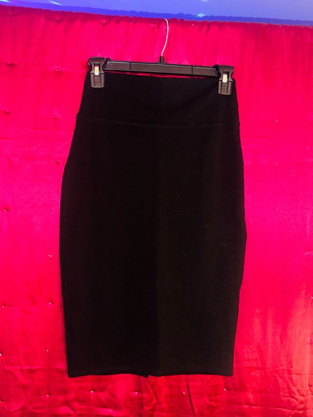👑 CUTE BLACK SIZE SMALL Hybrid & company Black Pencil Skirt